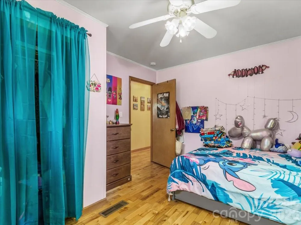 427 Big Brush Creek Road Green Mountain, NC 28740
