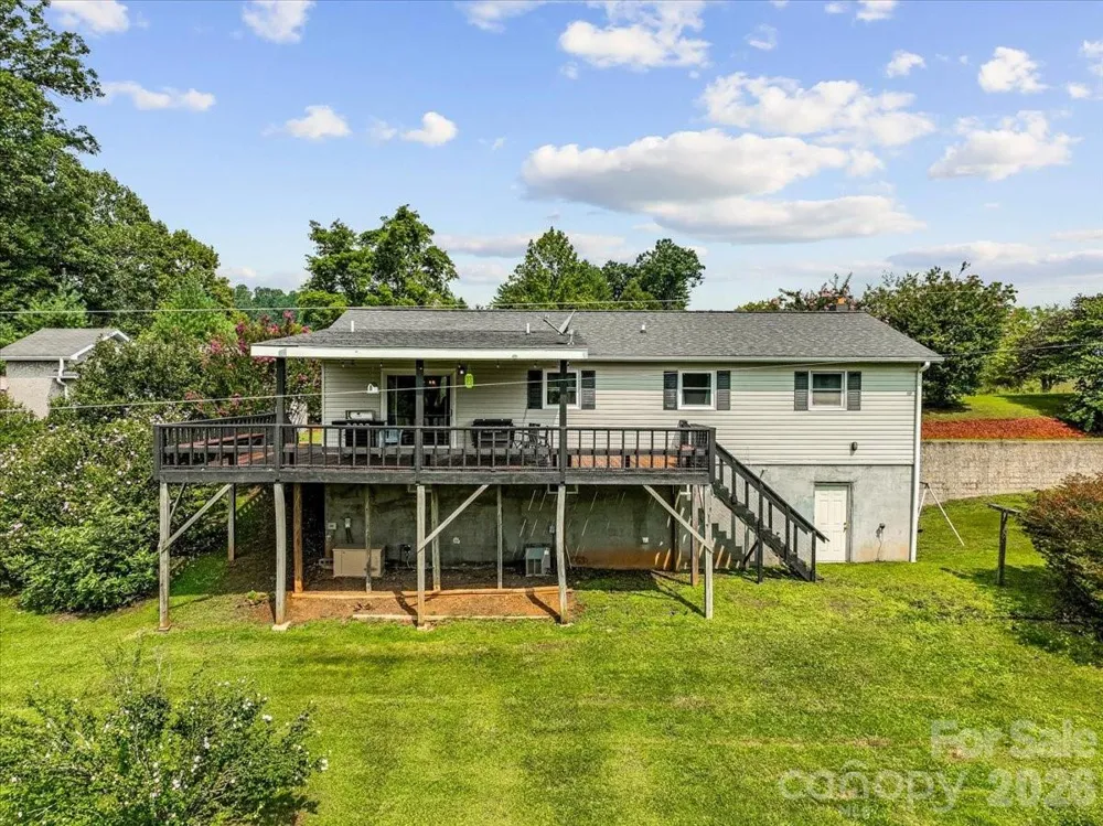 427 Big Brush Creek Road Green Mountain, NC 28740