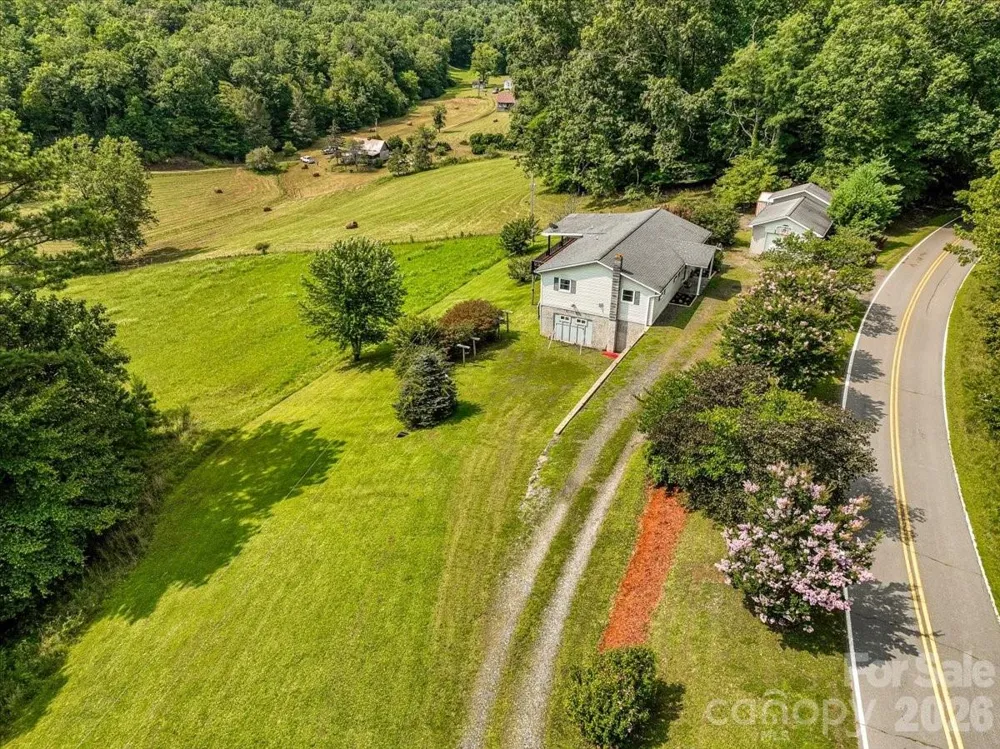 427 Big Brush Creek Road Green Mountain, NC 28740