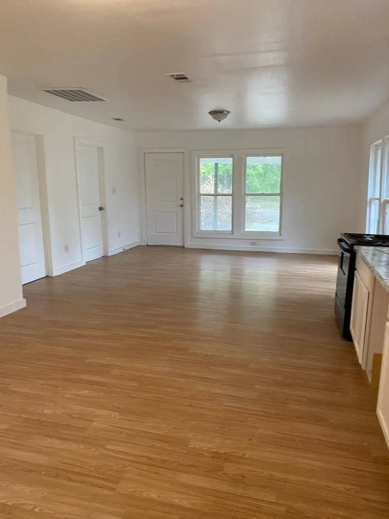 440 12th Street NE Paris, TX 75460