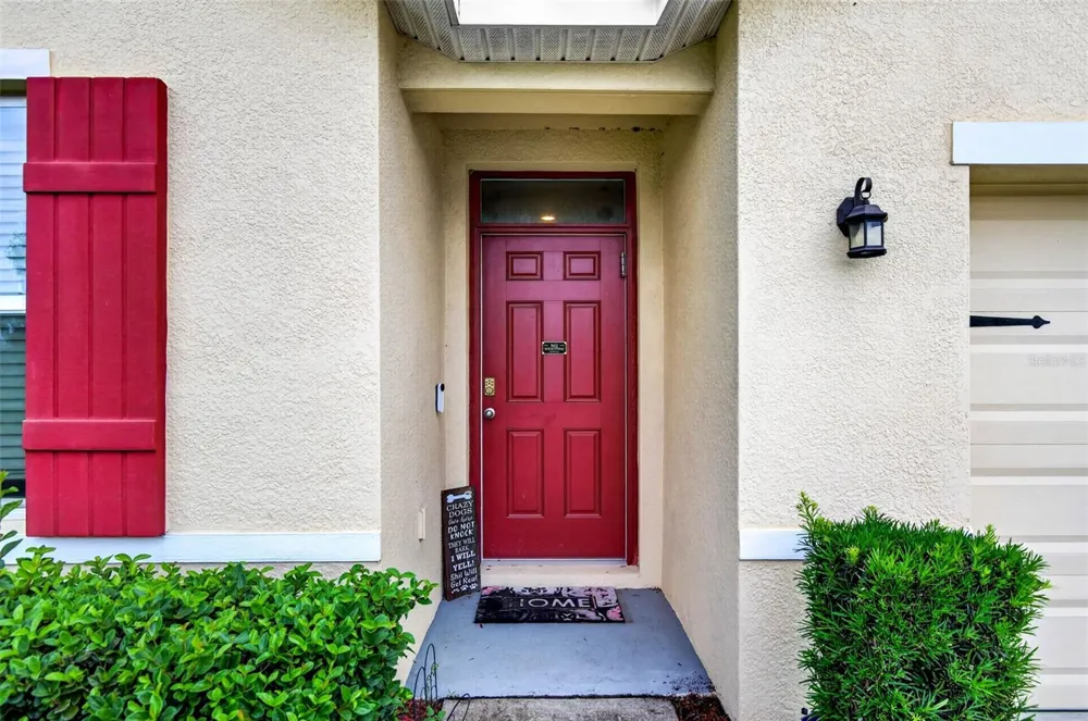 35900 HILLBROOK AVENUE Zephyrhills, FL 33541