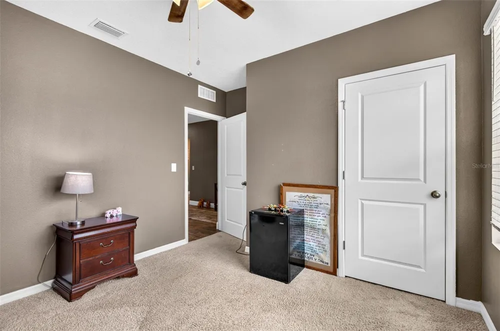 35900 HILLBROOK AVENUE Zephyrhills, FL 33541
