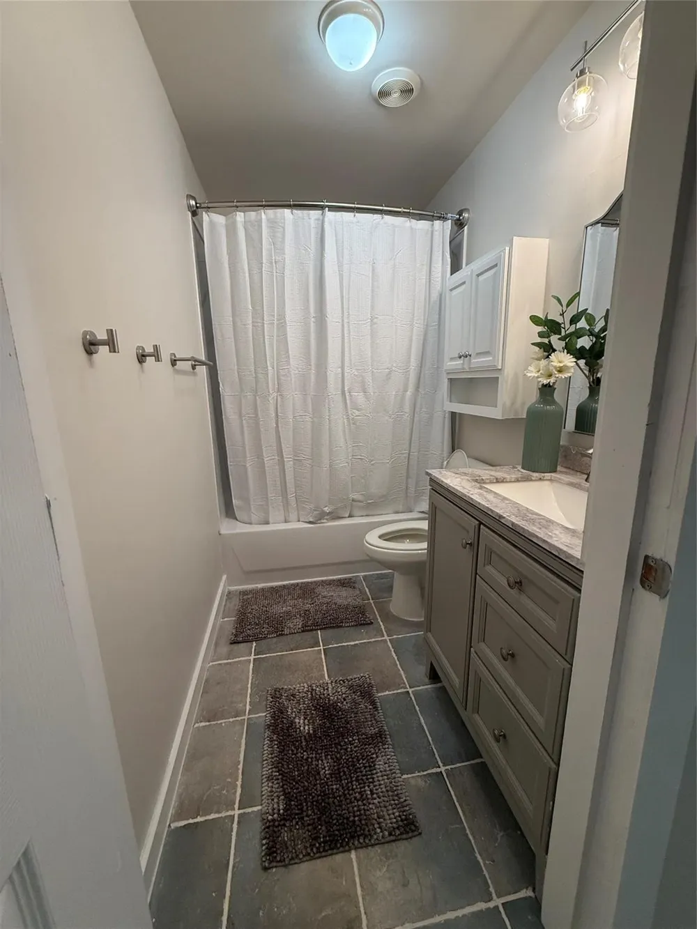 739 W Pine Street Jacksboro, TX 76458