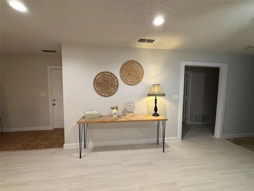 739 W Pine Street Jacksboro, TX 76458