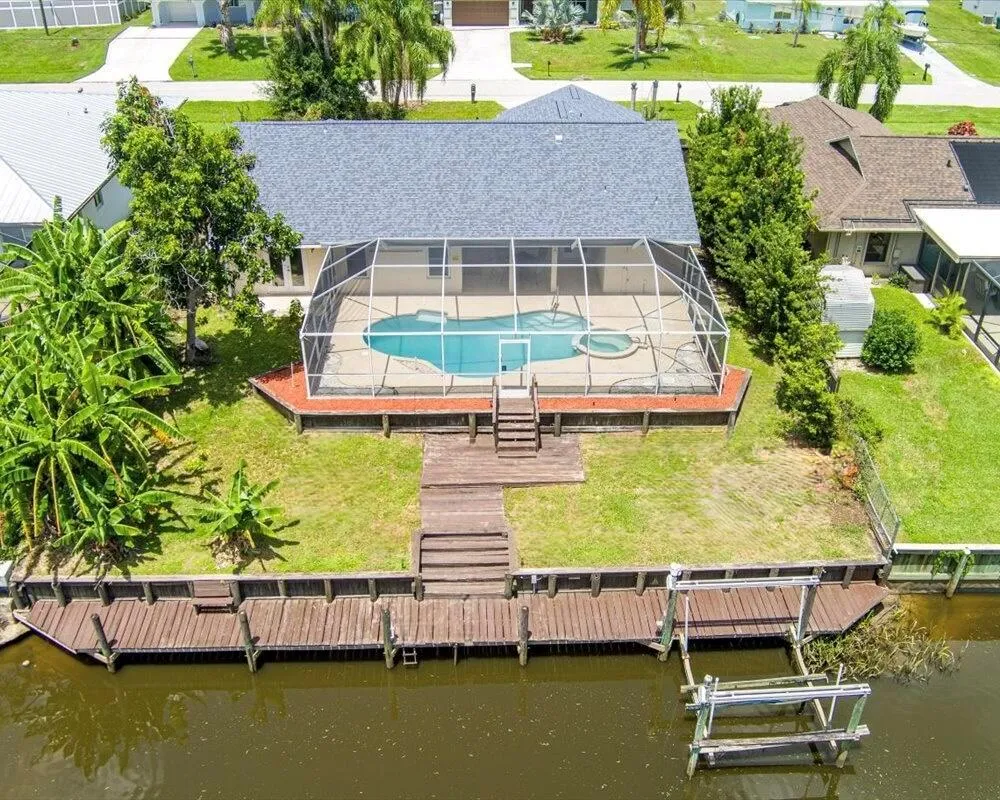 320 NE Surfside Avenue Port St. Lucie, FL 34983