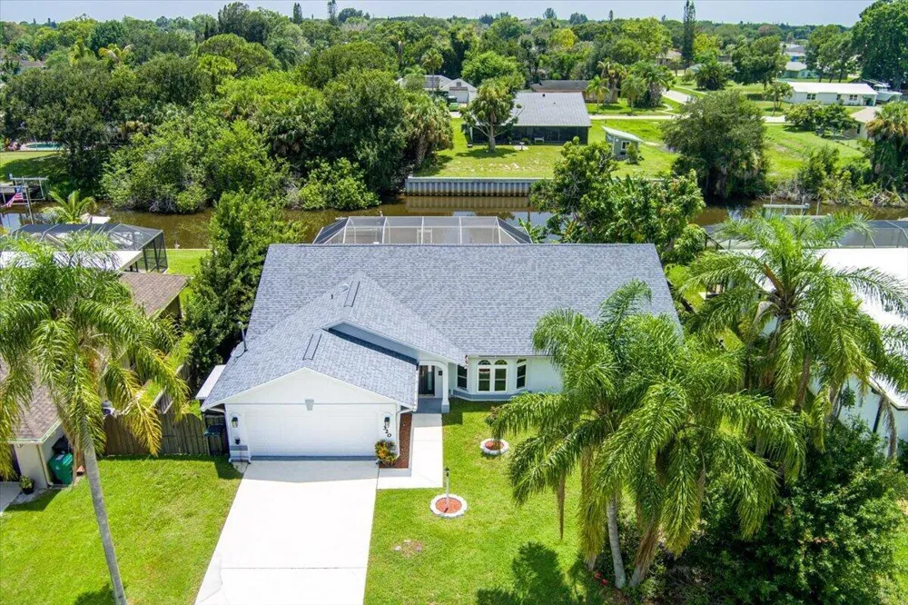320 NE Surfside Avenue Port St. Lucie, FL 34983