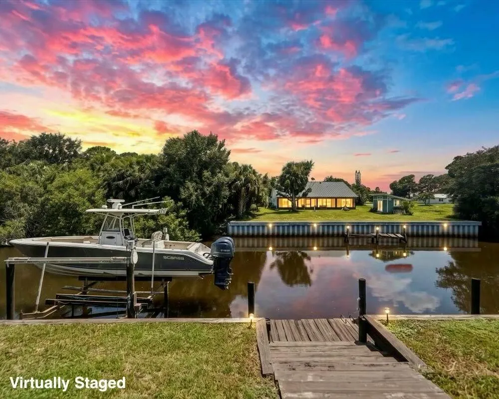 320 NE Surfside Avenue Port St. Lucie, FL 34983