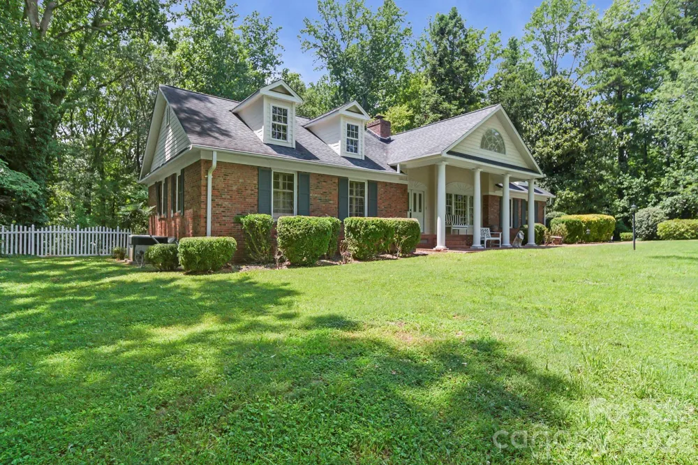 1981 Crestwood Lane Clover, SC 29710