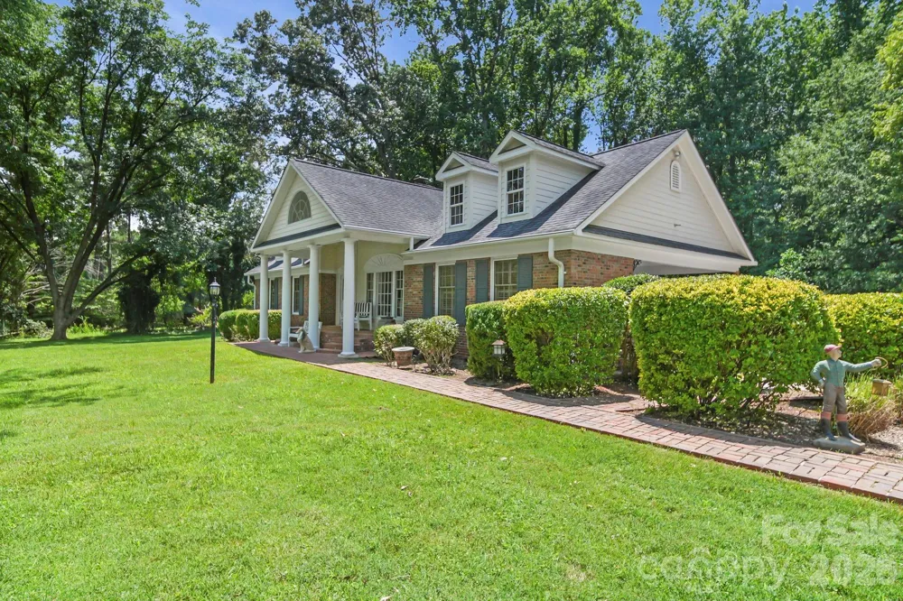 1981 Crestwood Lane Clover, SC 29710