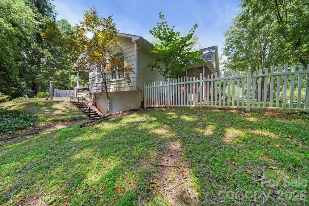 1981 Crestwood Lane Clover, SC 29710