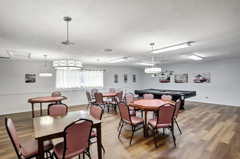 7827 GOLF CIR DRIVE #301 Margate, FL 33063