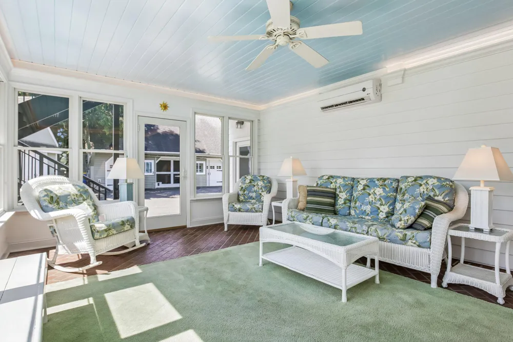 152 LAMBERTVILLE HQTS ROAD Stockton, NJ 08559