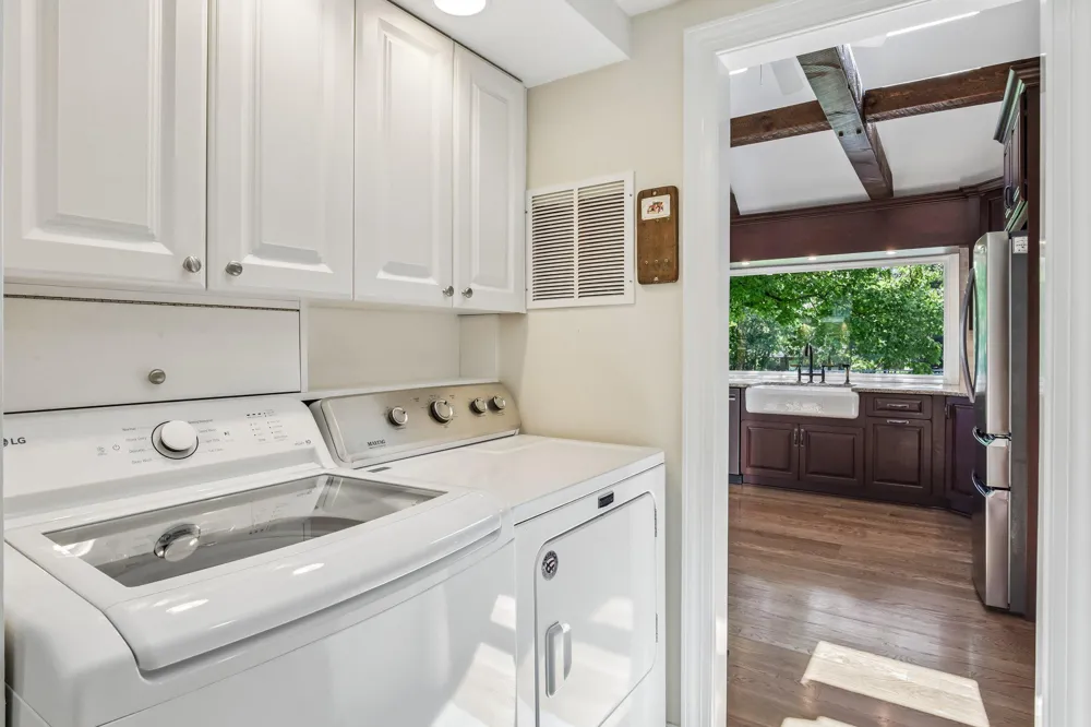 152 LAMBERTVILLE HQTS ROAD Stockton, NJ 08559