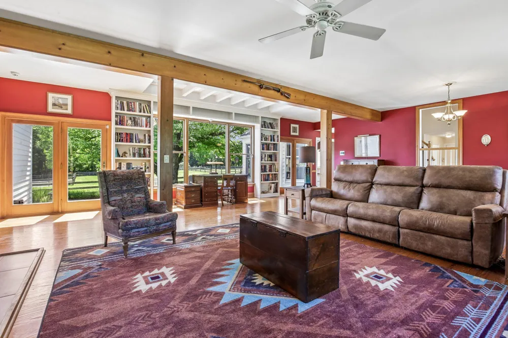 152 LAMBERTVILLE HQTS ROAD Stockton, NJ 08559