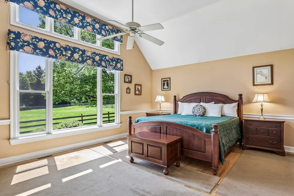 152 LAMBERTVILLE HQTS ROAD Stockton, NJ 08559