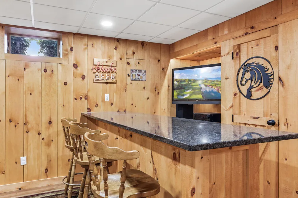 152 LAMBERTVILLE HQTS ROAD Stockton, NJ 08559