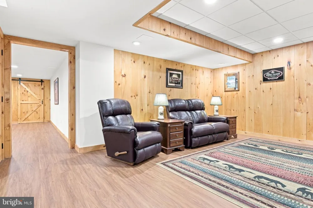 152 LAMBERTVILLE HQTS ROAD Stockton, NJ 08559