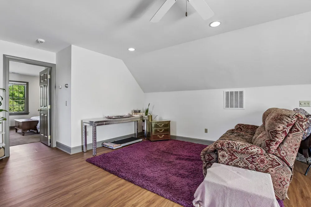 152 LAMBERTVILLE HQTS ROAD Stockton, NJ 08559
