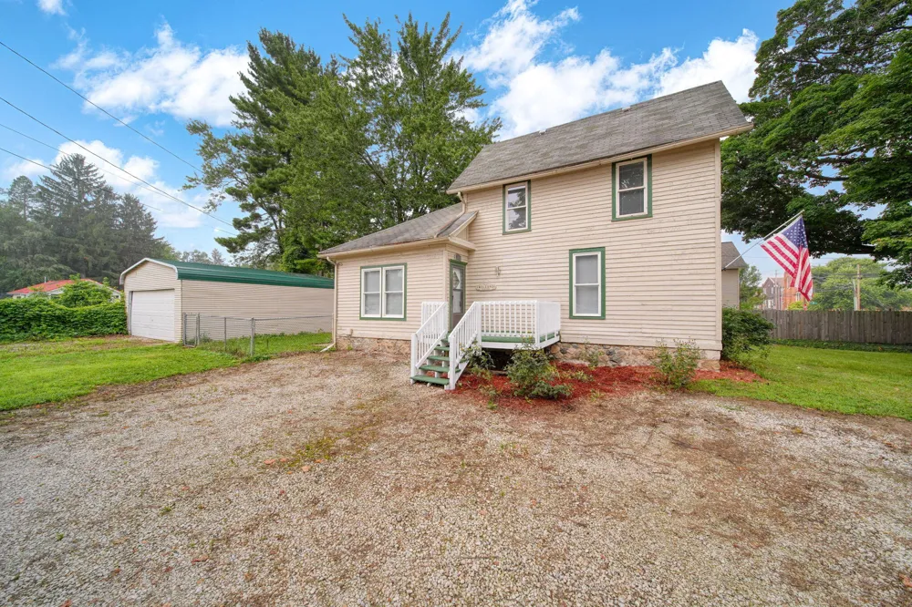 209 E Main Street Parma, MI 49269