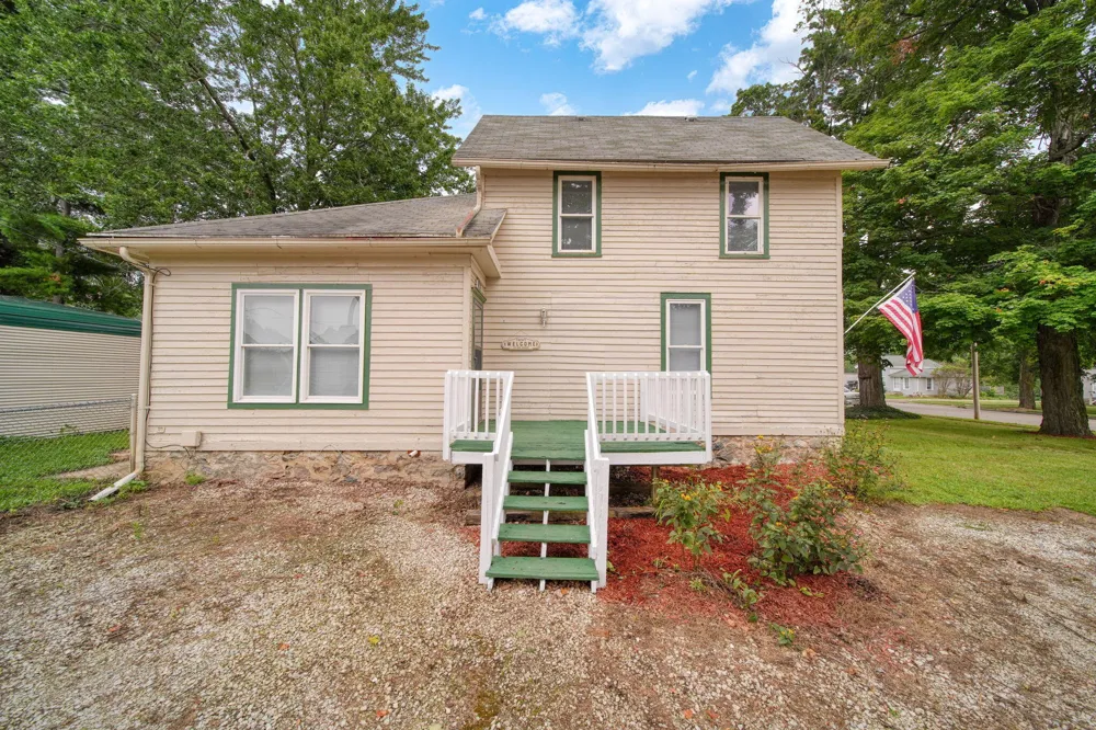 209 E Main Street Parma, MI 49269