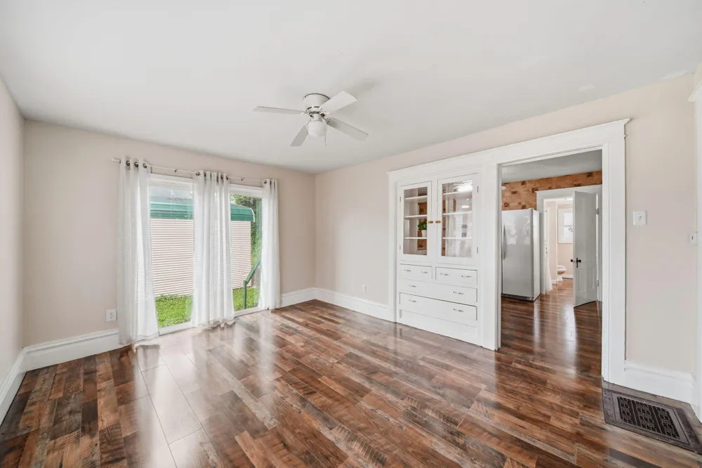 209 E Main Street Parma, MI 49269