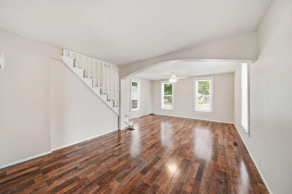 209 E Main Street Parma, MI 49269