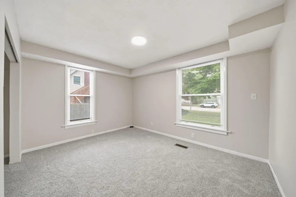 209 E Main Street Parma, MI 49269