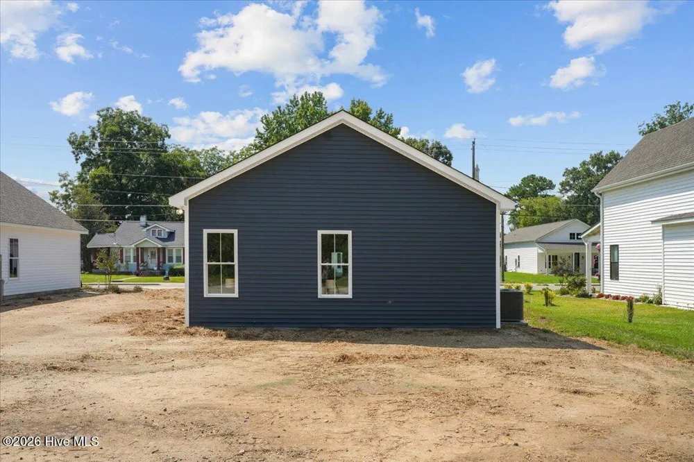 304 S Sycamore Street Fremont, NC 27830