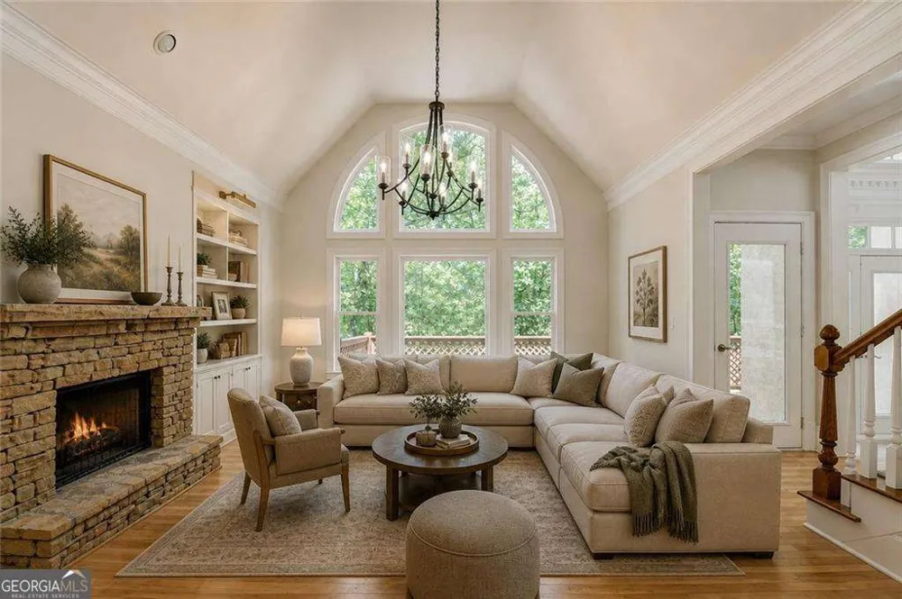 545 Slane TRCE Roswell, GA 30076