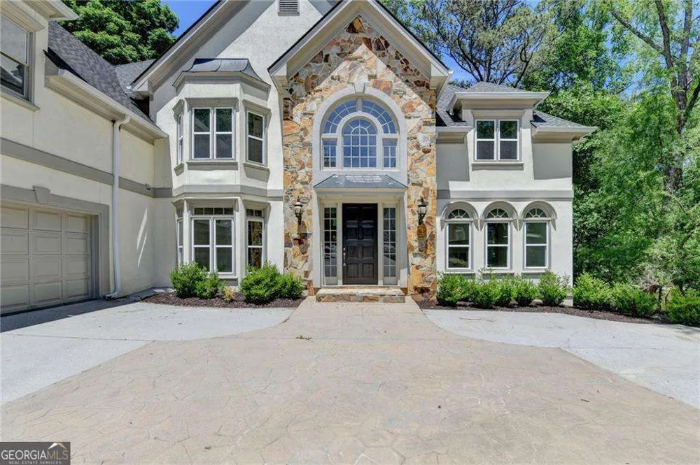 545 Slane TRCE Roswell, GA 30076