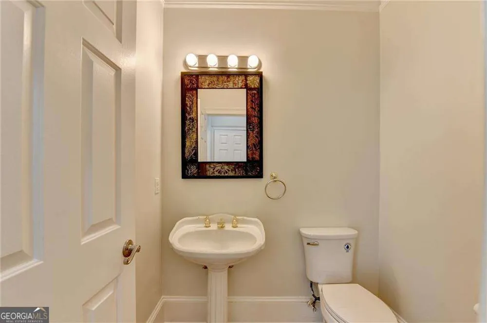545 Slane TRCE Roswell, GA 30076