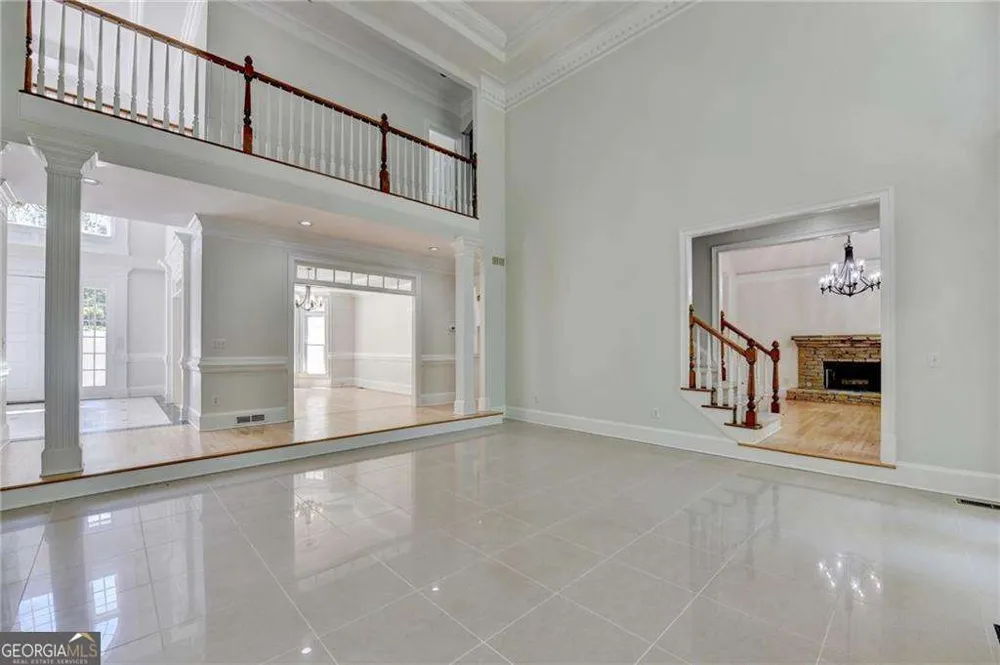 545 Slane TRCE Roswell, GA 30076