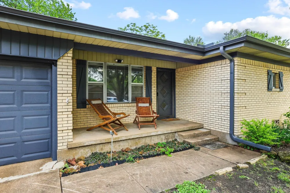 813 S Andrews Street Sherman, TX 75090