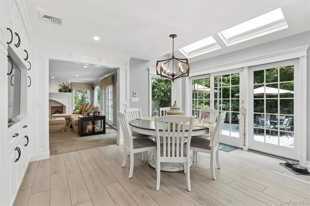 38 Riverview Terrace Smithtown, NY 11787