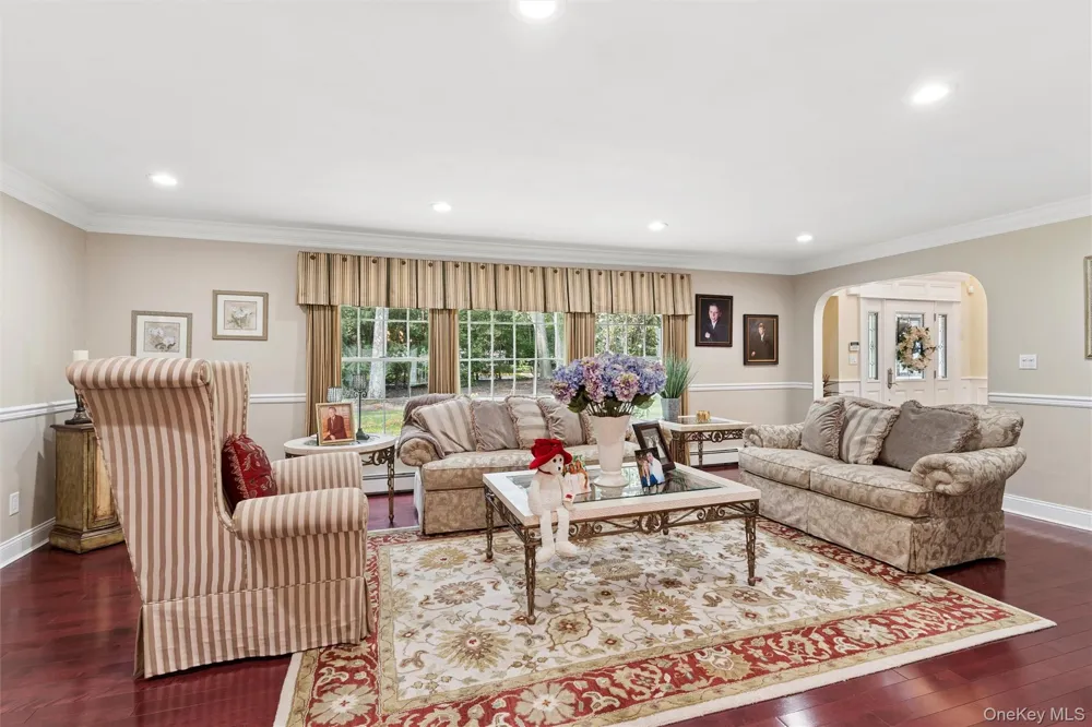 38 Riverview Terrace Smithtown, NY 11787