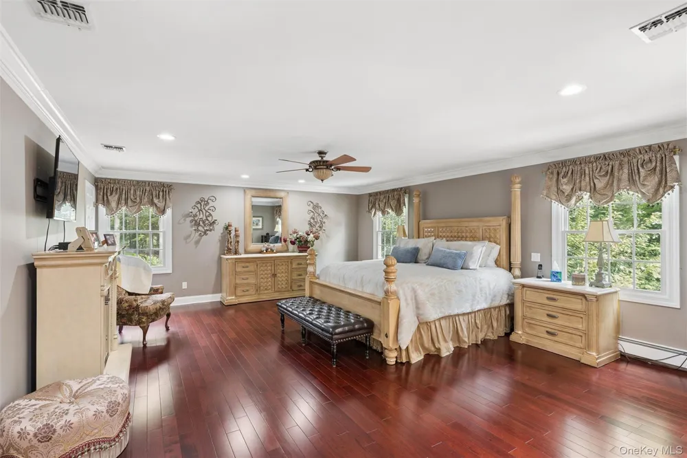 38 Riverview Terrace Smithtown, NY 11787