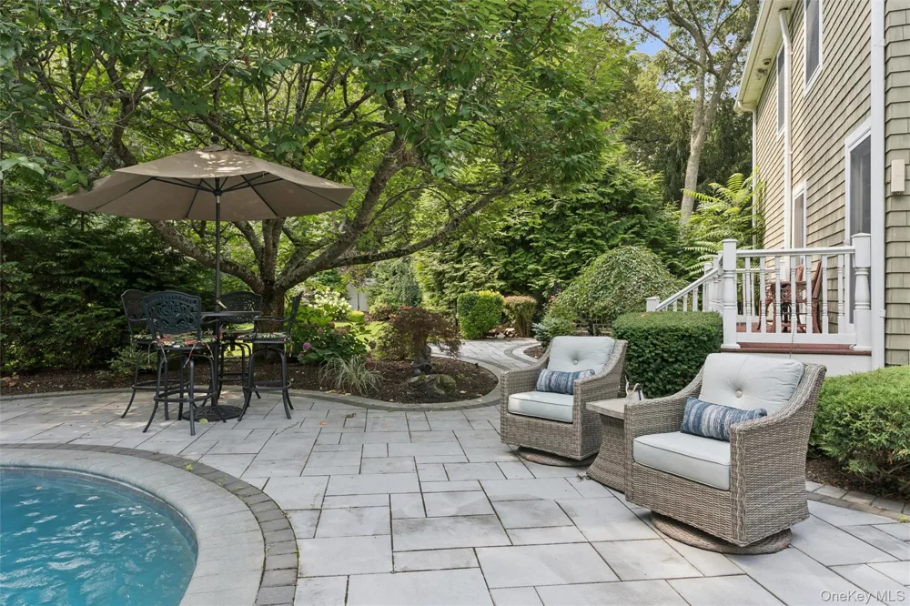 38 Riverview Terrace Smithtown, NY 11787