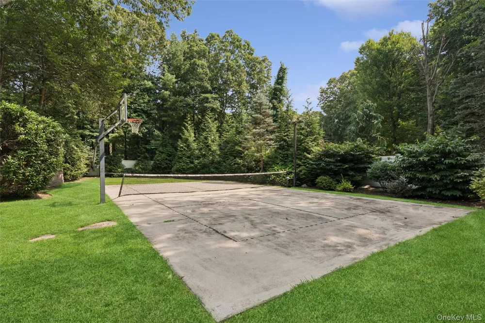 38 Riverview Terrace Smithtown, NY 11787