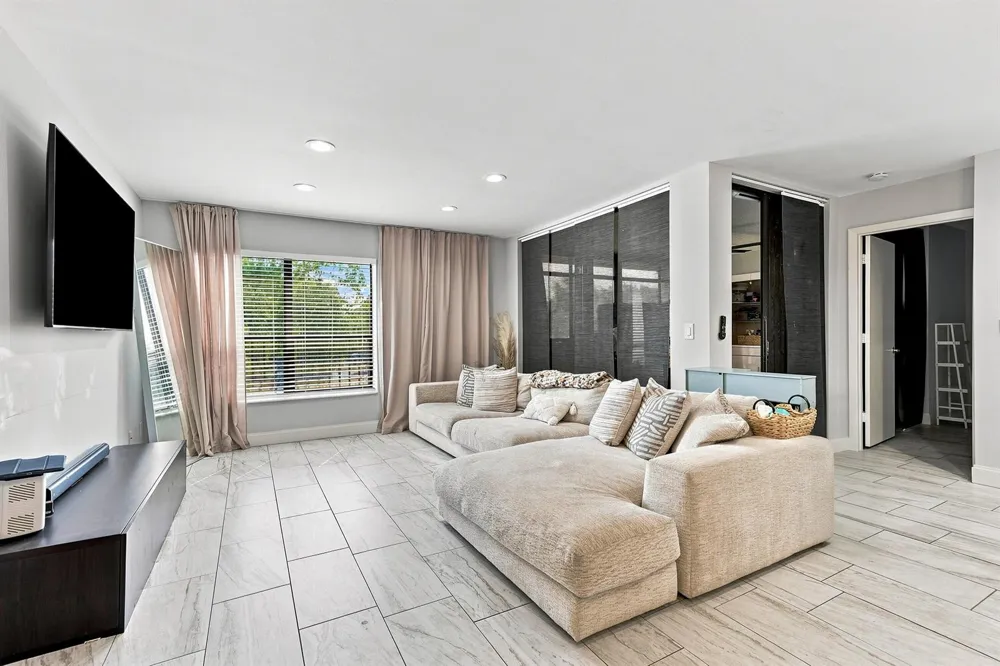 2581 CARAMBOLA CIRCLE #1868 Coconut Creek, FL 33066