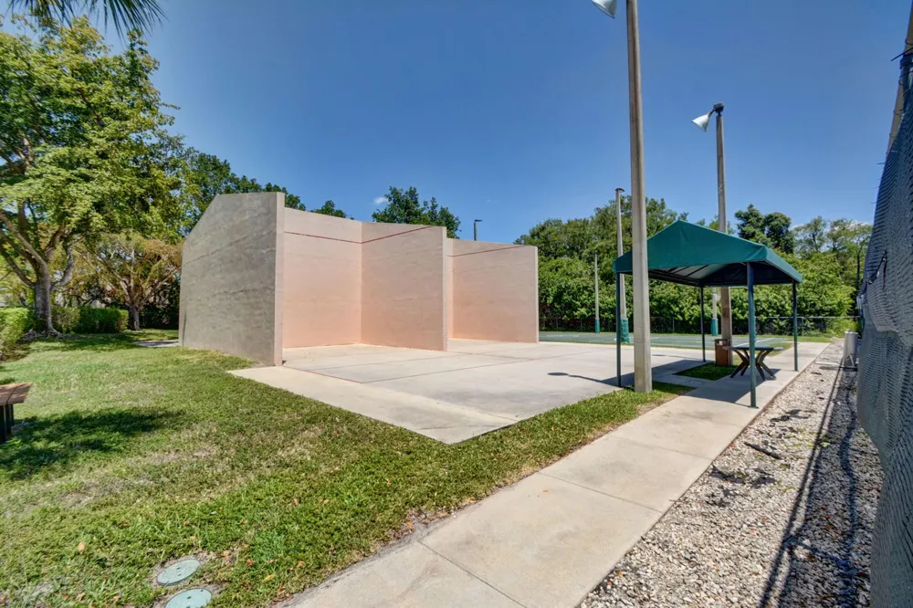 2581 CARAMBOLA CIRCLE #1868 Coconut Creek, FL 33066