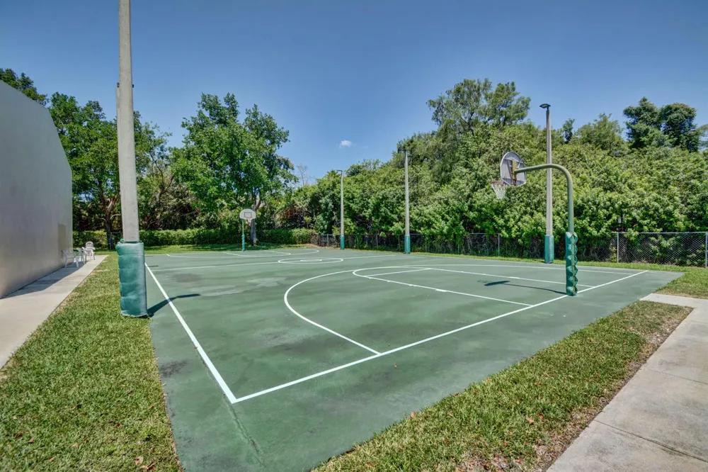 2581 CARAMBOLA CIRCLE #1868 Coconut Creek, FL 33066
