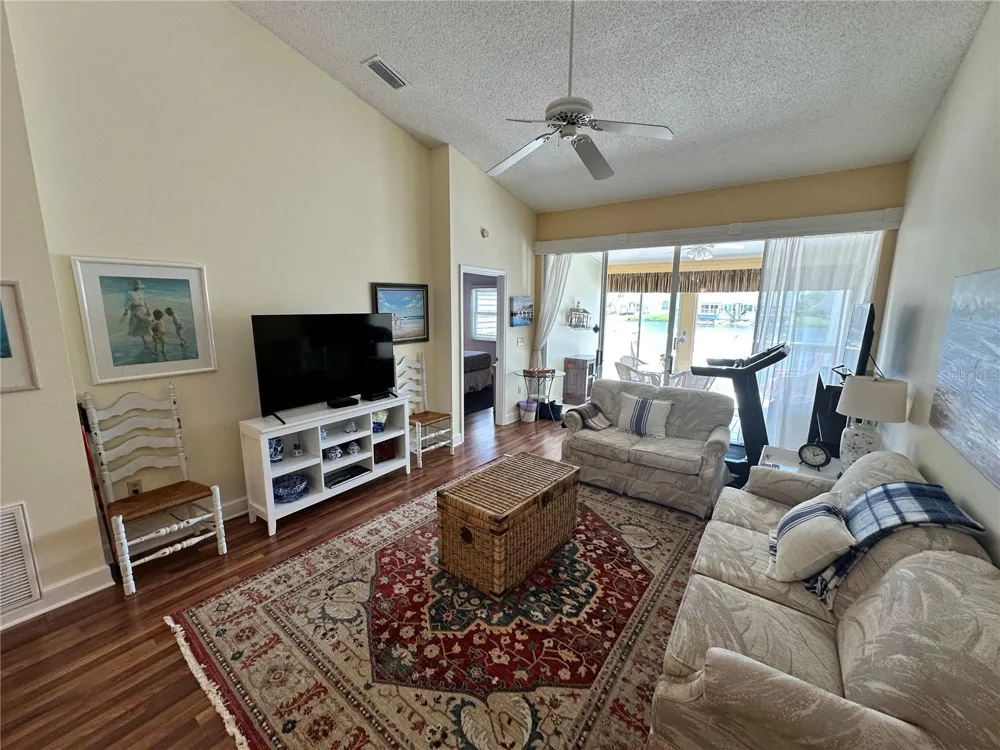 1207 SPOONBILL LANDINGS CIRCLE Bradenton, FL 34209