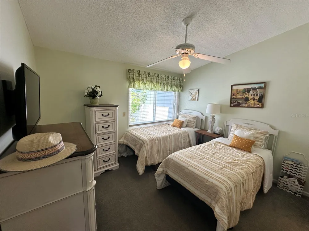 1207 SPOONBILL LANDINGS CIRCLE Bradenton, FL 34209