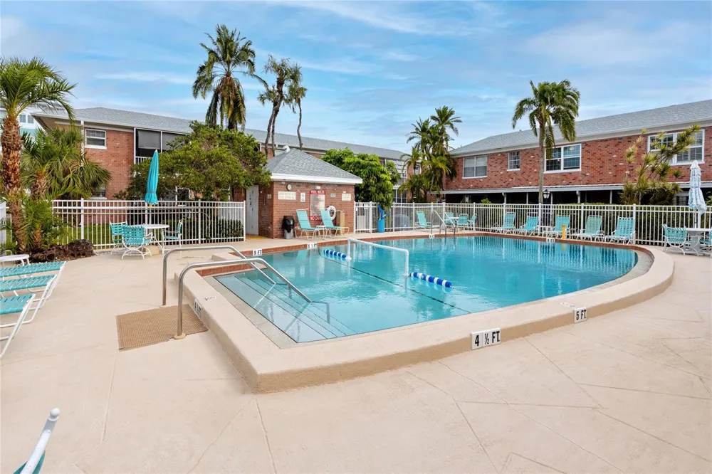 3435 41ST TERRACE S #198 St Petersburg, FL 33711