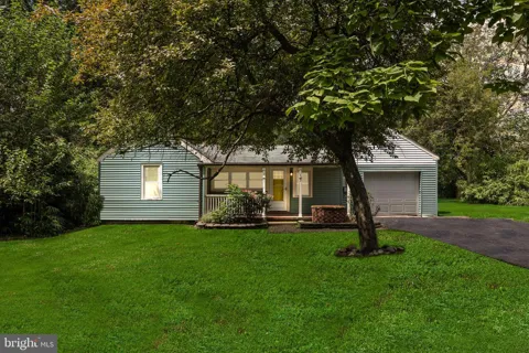 33 OREGON AVENUE
