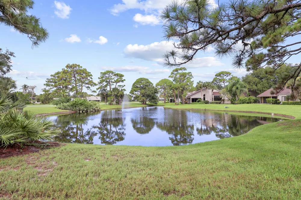 6434 SE Brandywine Court #Apt 105 Stuart, FL 34997