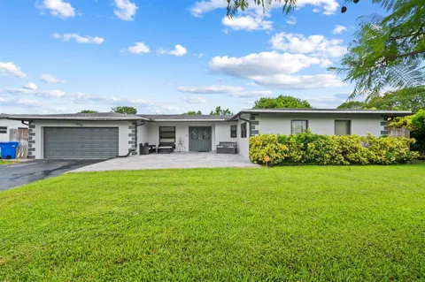6320 SW 4TH PLACE