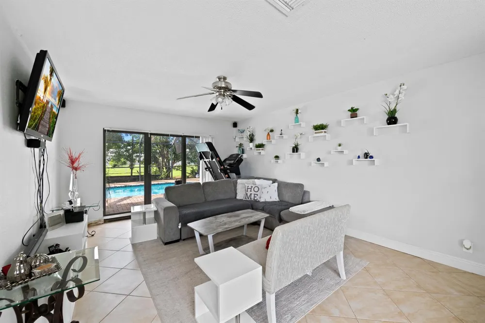 6320 SW 4TH PLACE Margate, FL 33068