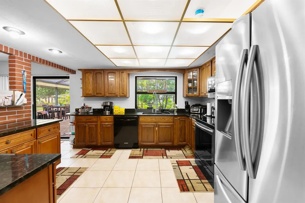 6320 SW 4TH PLACE Margate, FL 33068