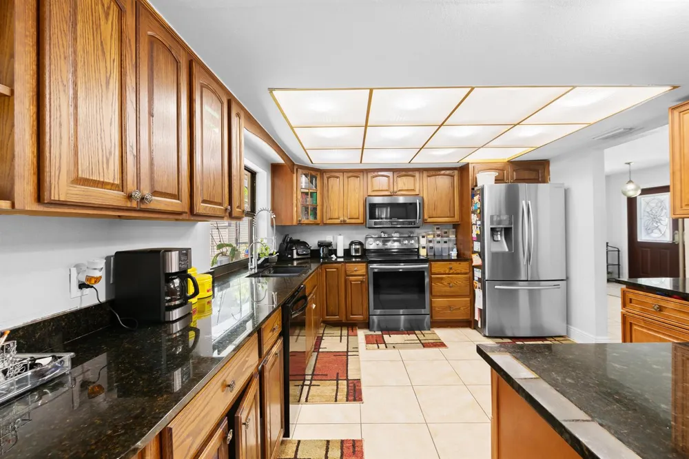 6320 SW 4TH PLACE Margate, FL 33068